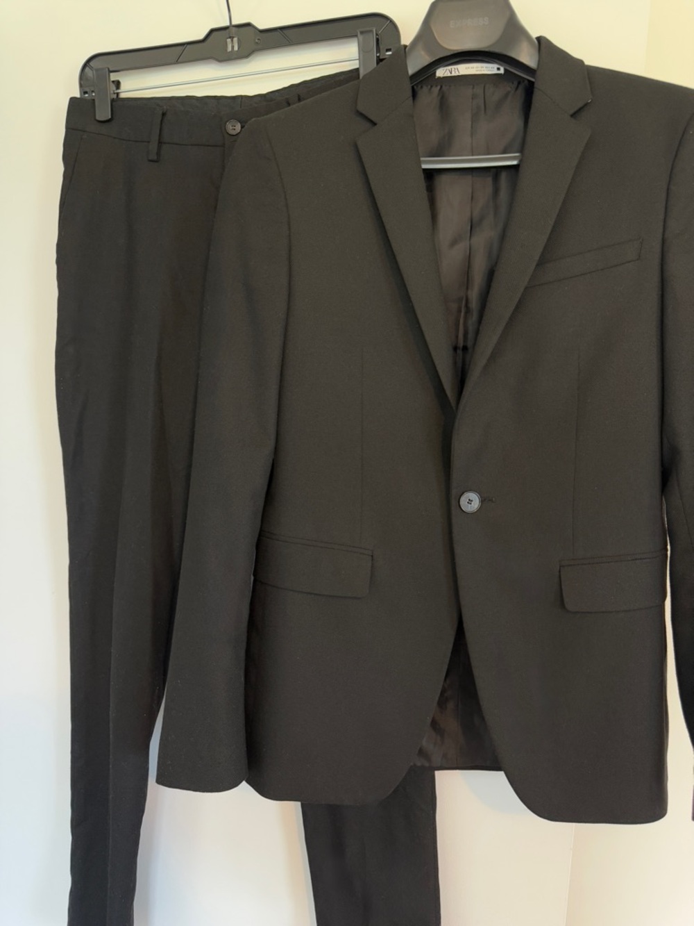 Zara Black Men's Tailored Suit Blazer & Trousers